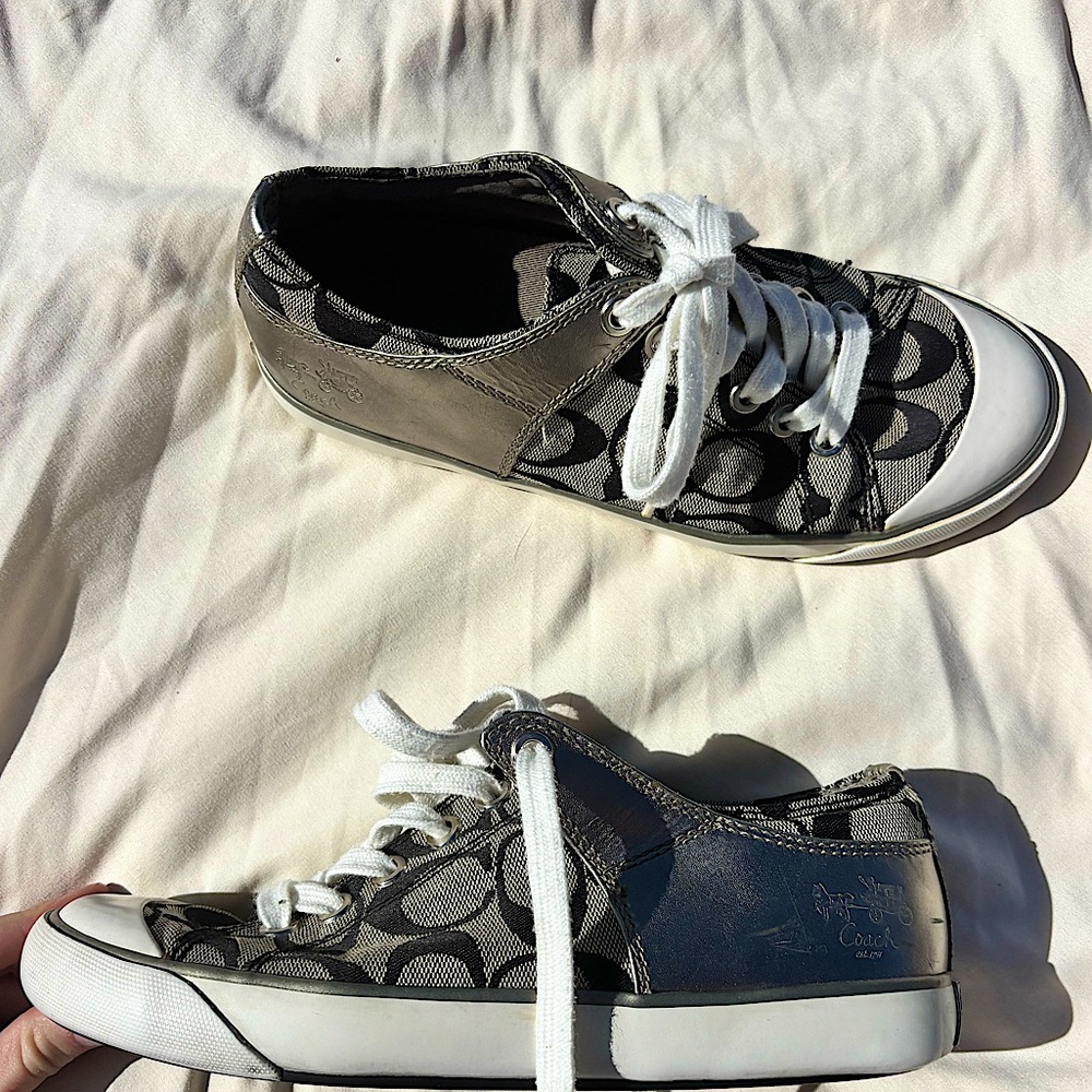 Coach Francesca Sneakers Signature C Logo Black/Grey Silver Size 6.5 size